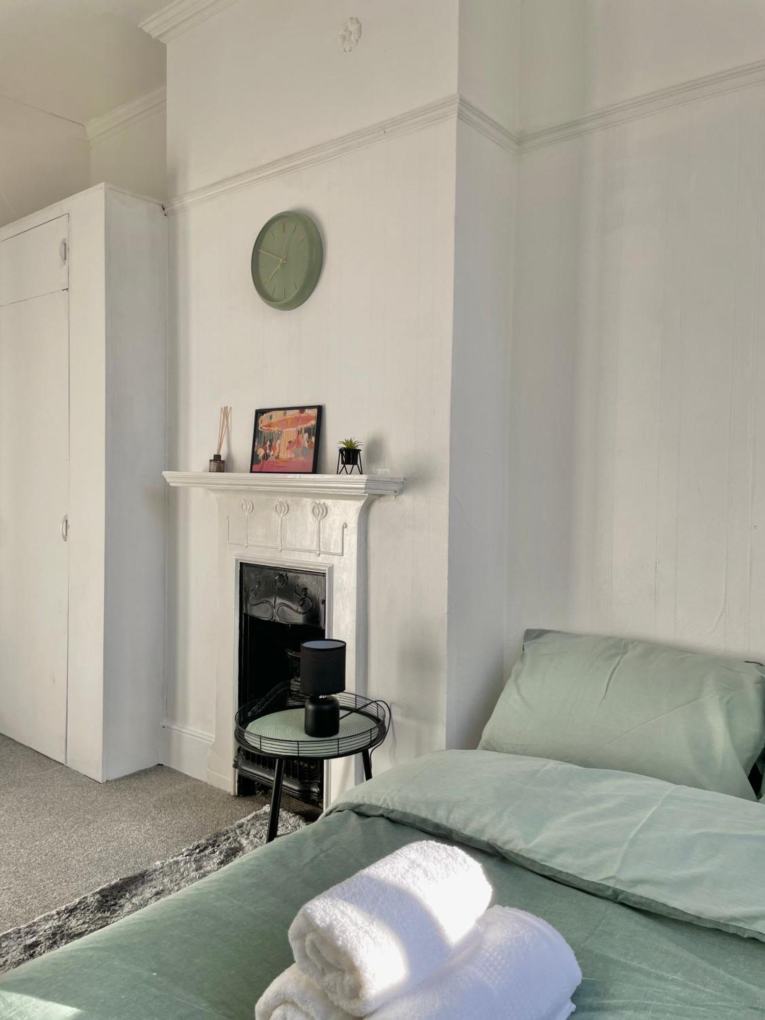 Cosy Double Rooms A Stones Throw From Wembley Stadium Лондон Екстер'єр фото