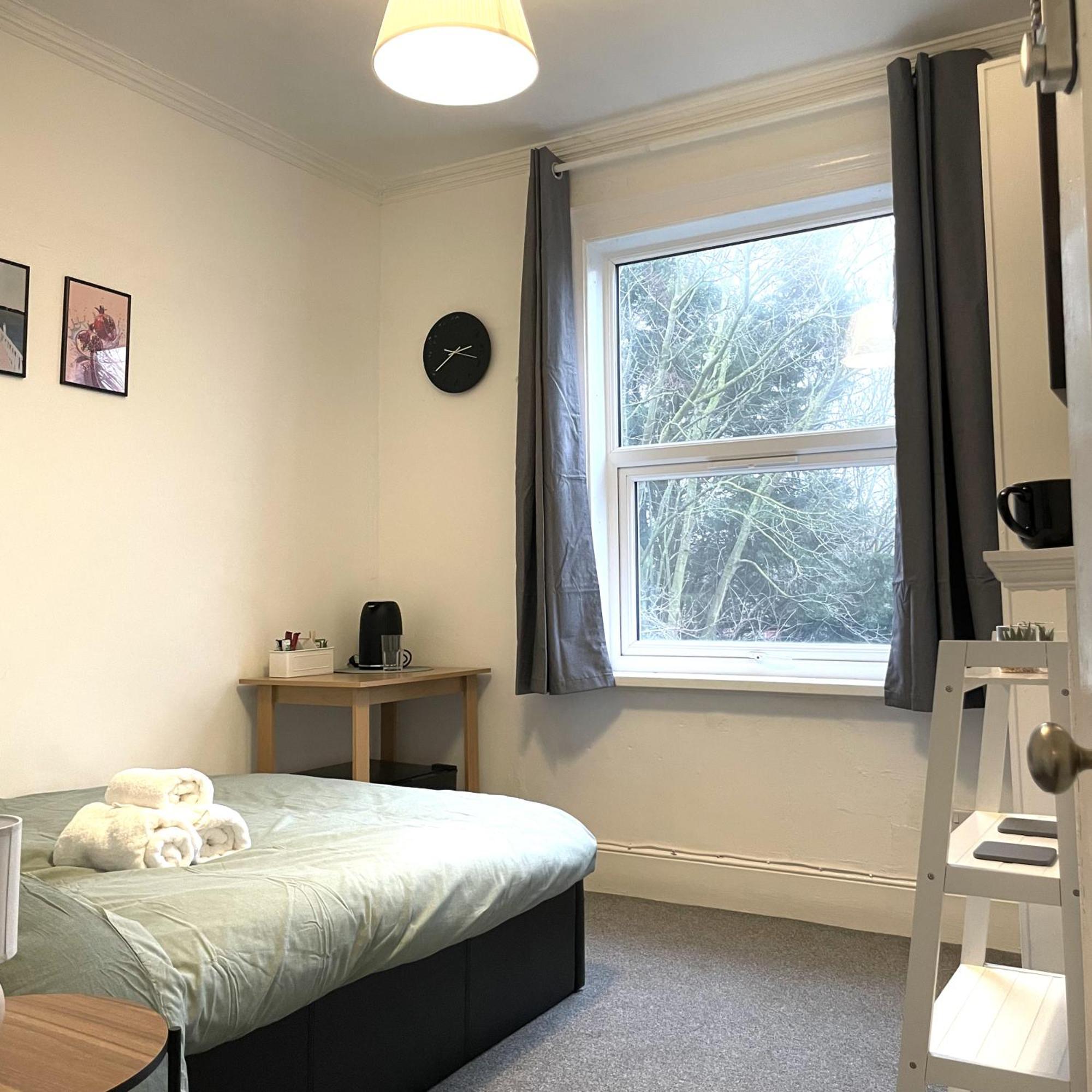 Cosy Double Rooms A Stones Throw From Wembley Stadium Лондон Екстер'єр фото