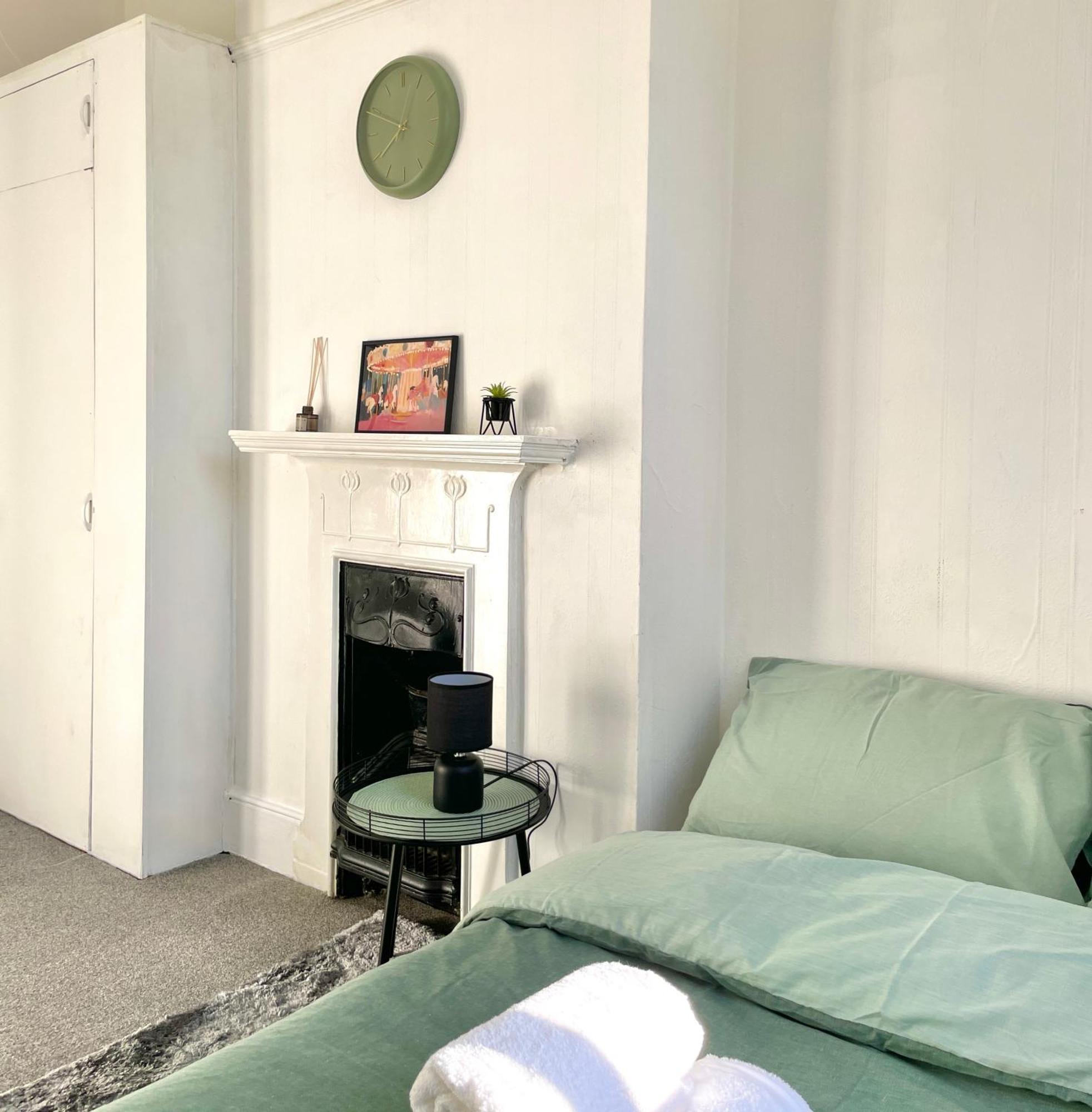 Cosy Double Rooms A Stones Throw From Wembley Stadium Лондон Екстер'єр фото