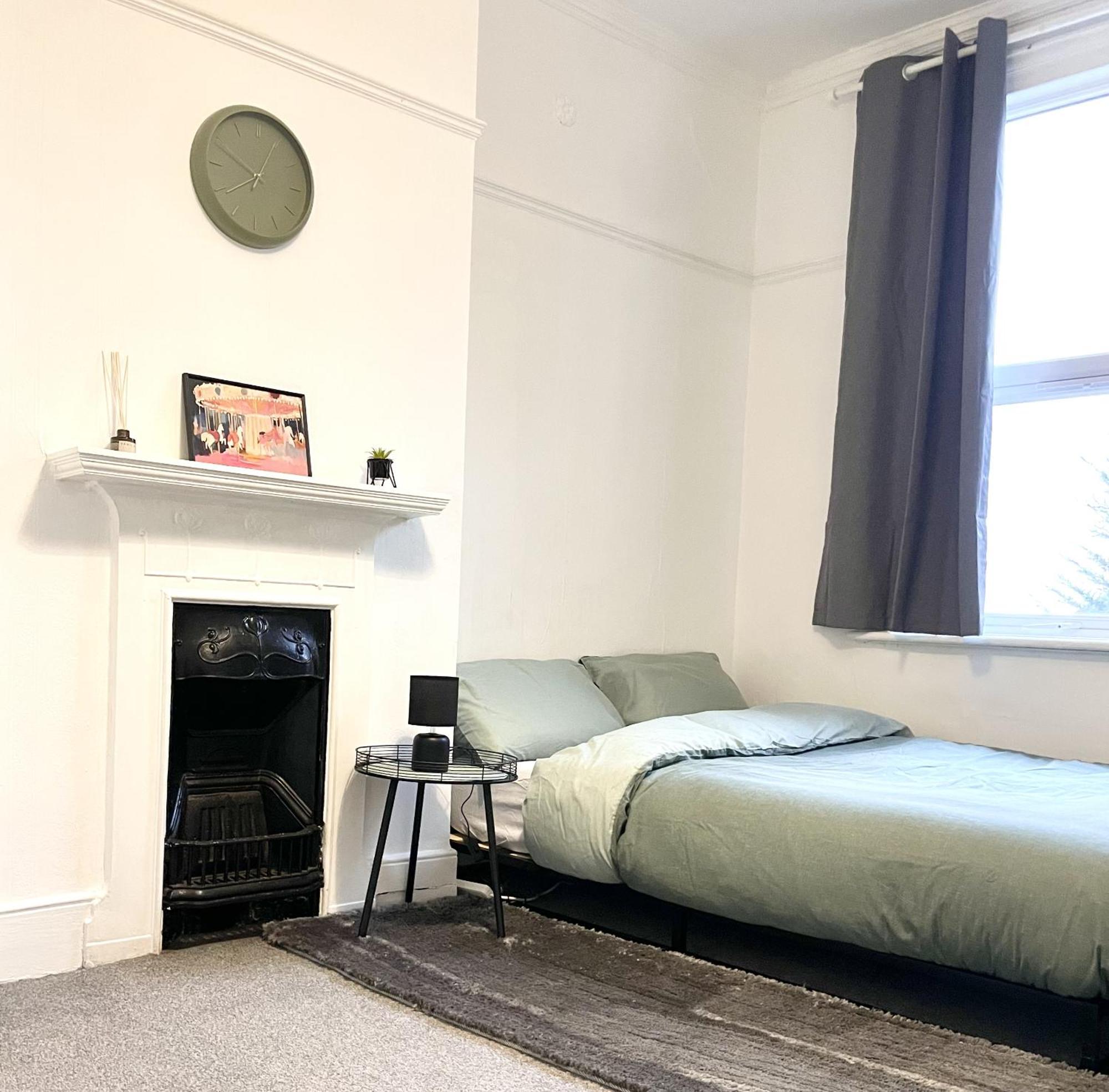Cosy Double Rooms A Stones Throw From Wembley Stadium Лондон Екстер'єр фото