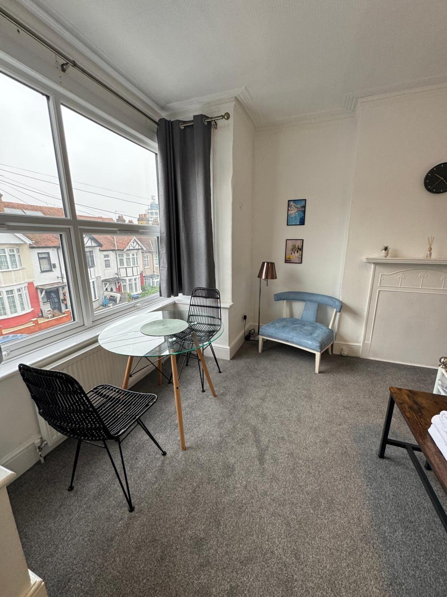 Cosy Double Rooms A Stones Throw From Wembley Stadium Лондон Екстер'єр фото